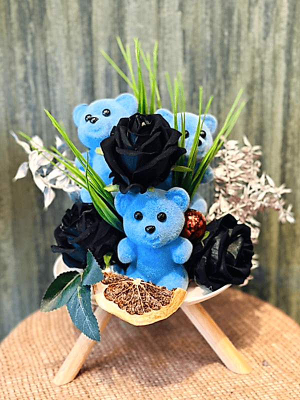 Gaziantep Çiçek Siparişi - Mavi Ayıcık siyah gül tasarımı