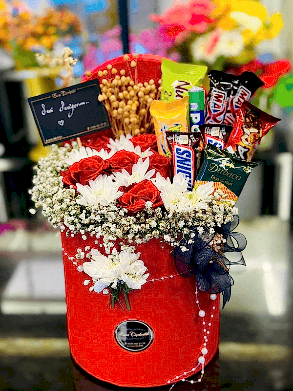  Gaziantep Çiçekçi - Kutuda Aşk