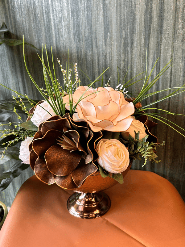  Gaziantep Çiçekler - Şık Metal  Vazoda Yapay Çiçek