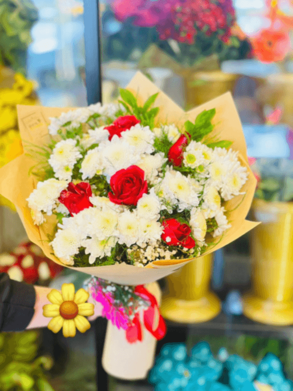  Gaziantep Çiçekçiler - 5 Li Kırmızı Gül ve Beyaz Papatya Buketi