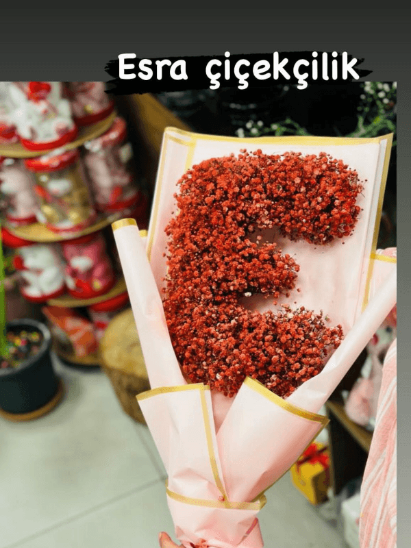  Gaziantep Çiçekler - Kırmızı Cipso Baş Harf Buketi