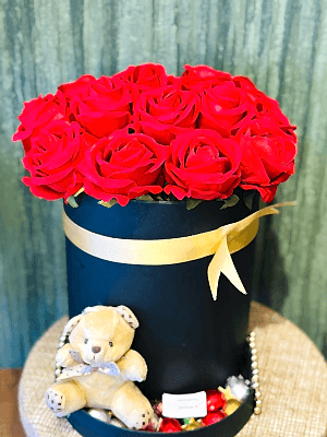 Gaziantep Çiçek Siparişi - Kutuda Kırmızı Güller